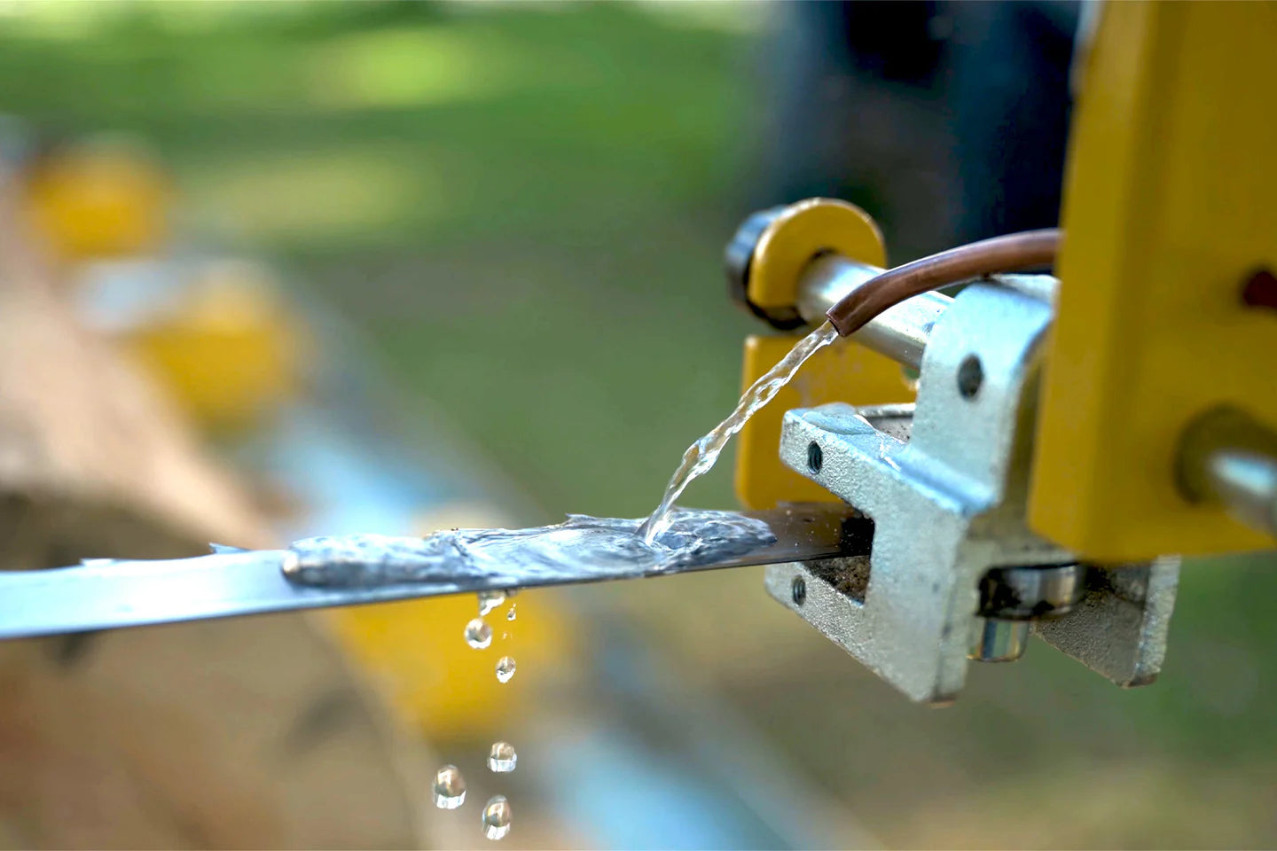 Auto Blade Lube System