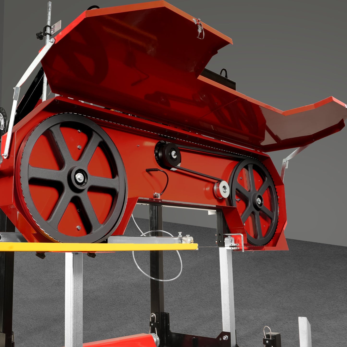 32" Portable Sawmill, KOHLER CH440 429cc E-Start Gasoline Engine, 29" Board Width, 13' Track Length , SM-32